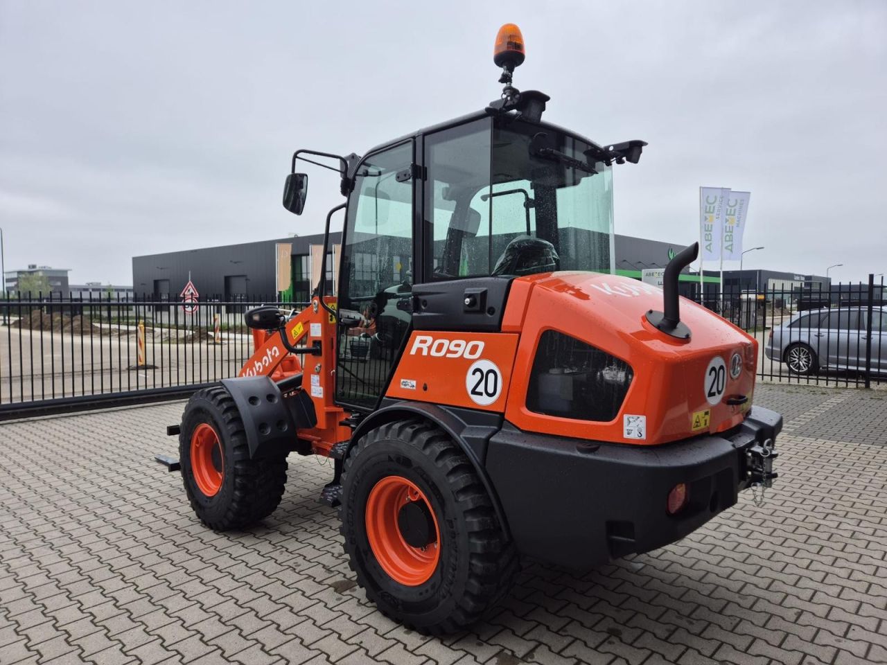 Kubota R090 wiellader - Airco - Snelwissel - Bak en Vork