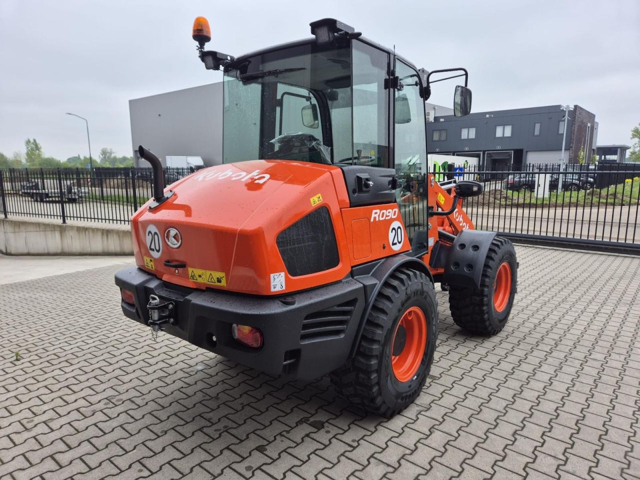 Kubota R090 wiellader - Airco - Snelwissel - Bak en Vork