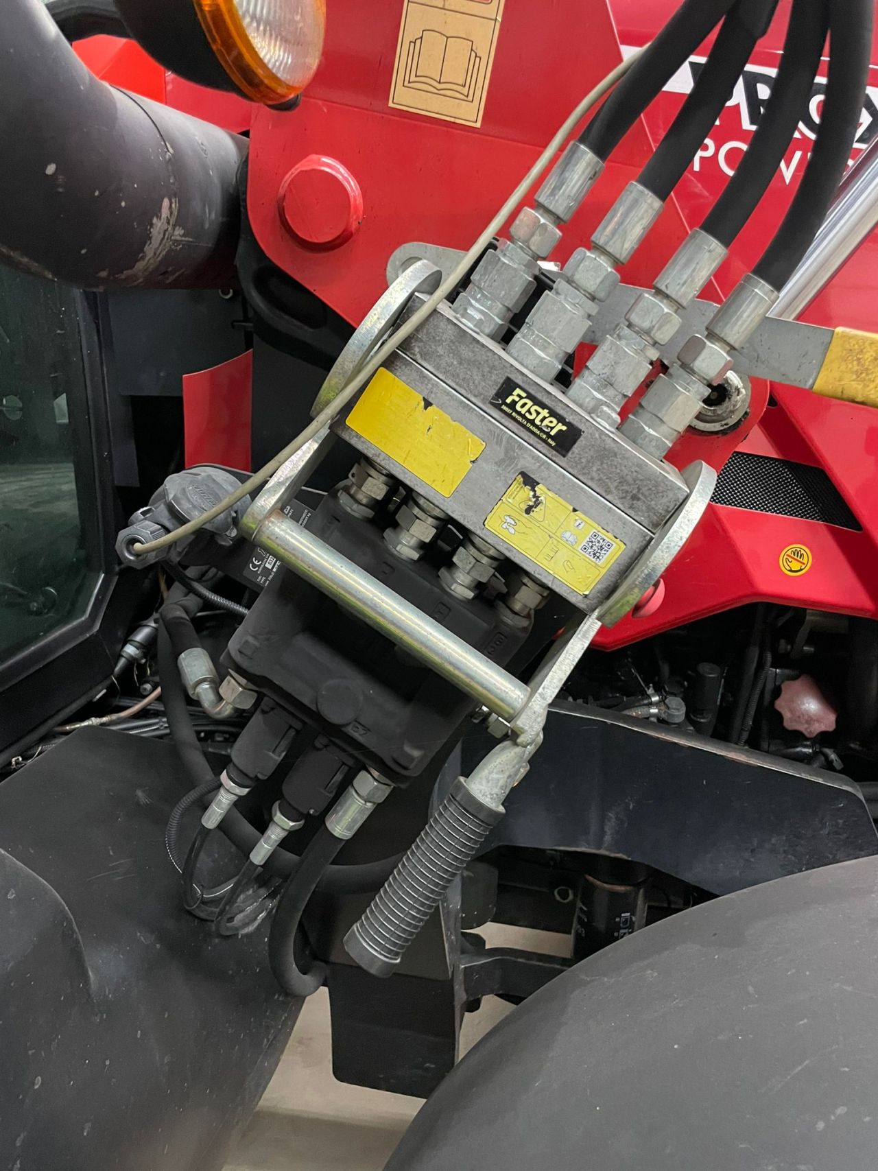 Zetor Proxima Power 120 - Traclift voorlader