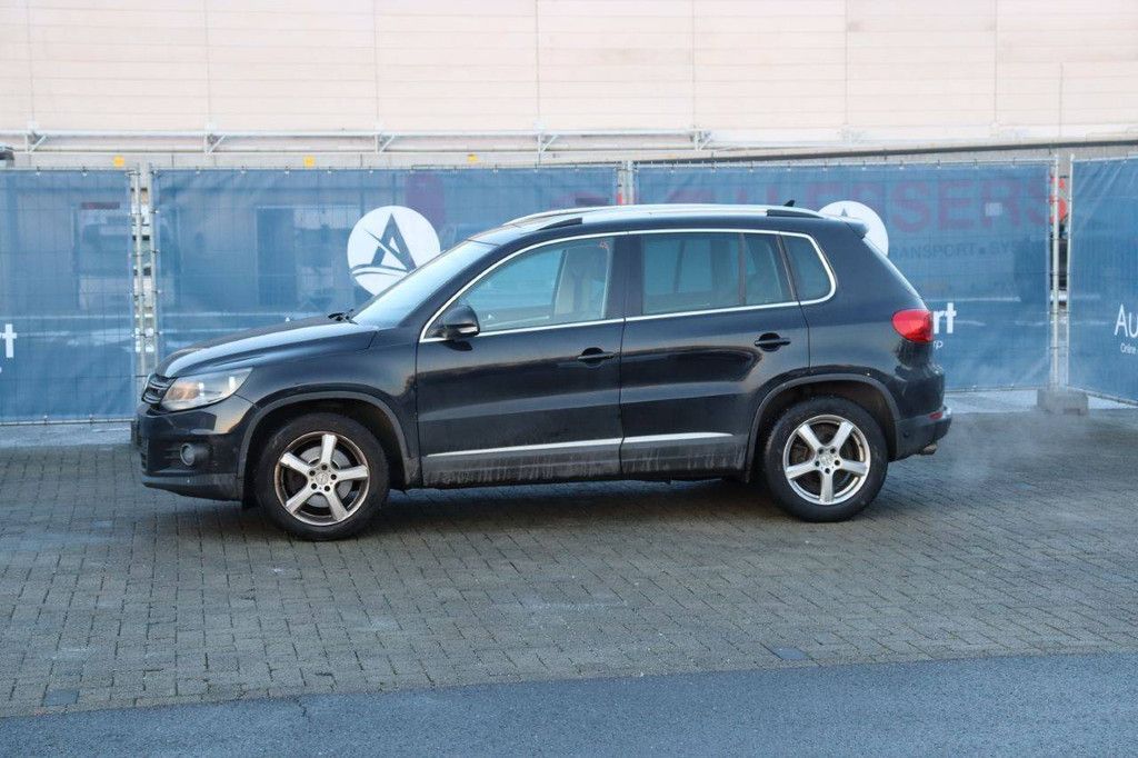 SUV Volkswagen Tiguan Petrol 150hp 2016 (Margin)