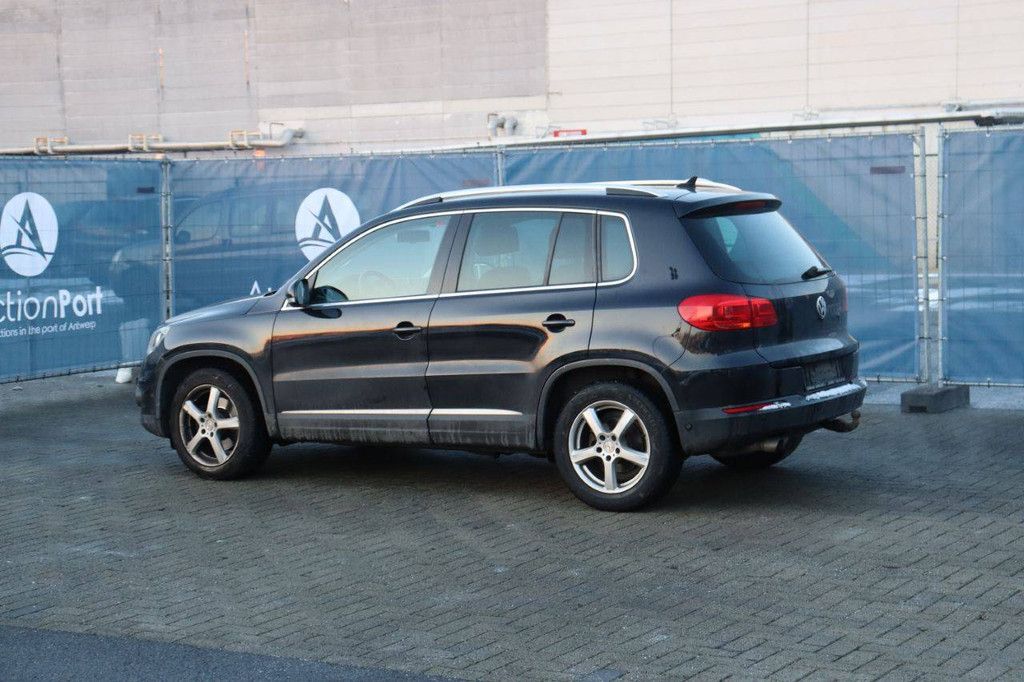 SUV Volkswagen Tiguan Petrol 150hp 2016 (Margin)