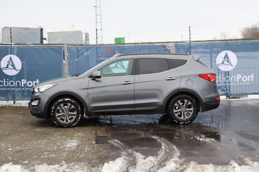 SUV Hyundai SantaFe CRDi 4WD Diesel 197hp 2015