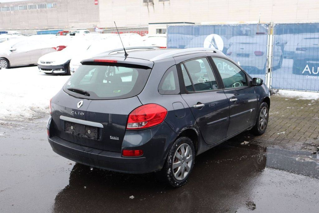 Personenauto Renault Clio Diesel 68pk 2008 (Marge)