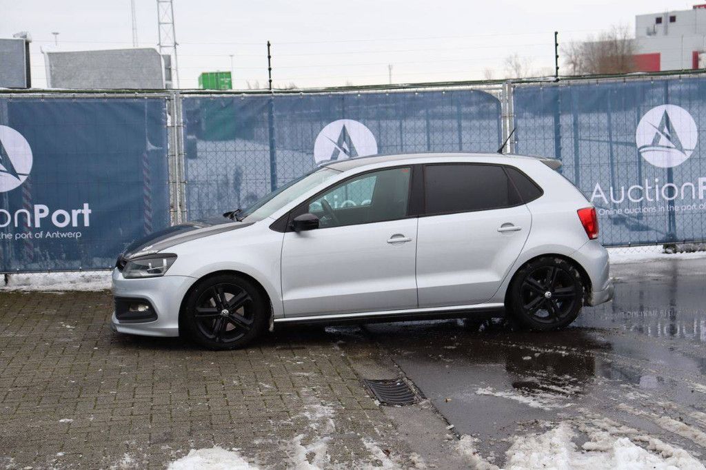 Passenger car Volkswagen Polo Petrol 105 hp 2013 (Margin)