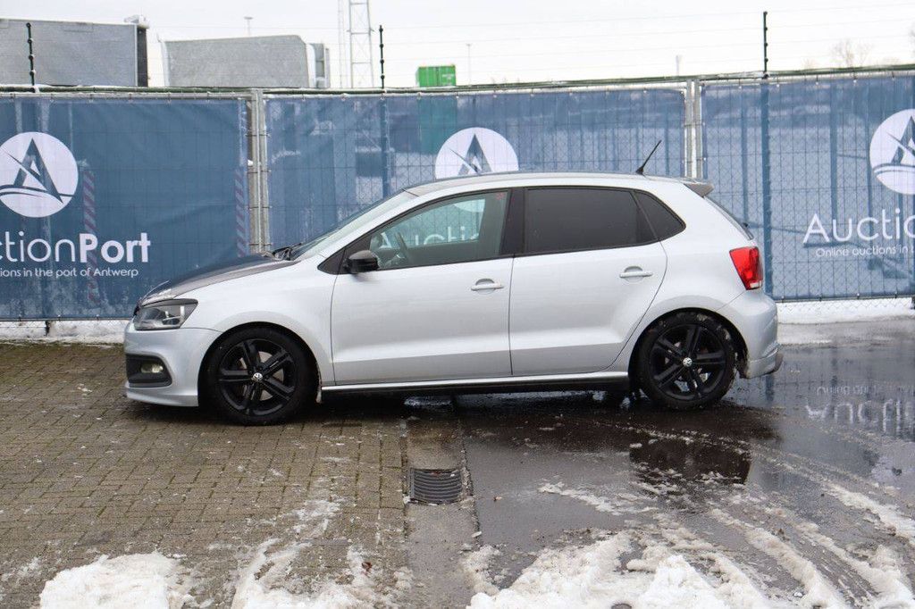 Passenger car Volkswagen Polo Petrol 105 hp 2013 (Margin)