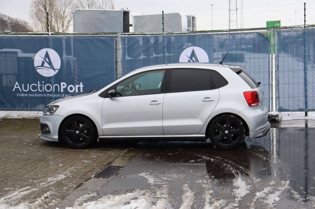 Passenger car Volkswagen Polo Petrol 105 hp 2013 (Margin)
