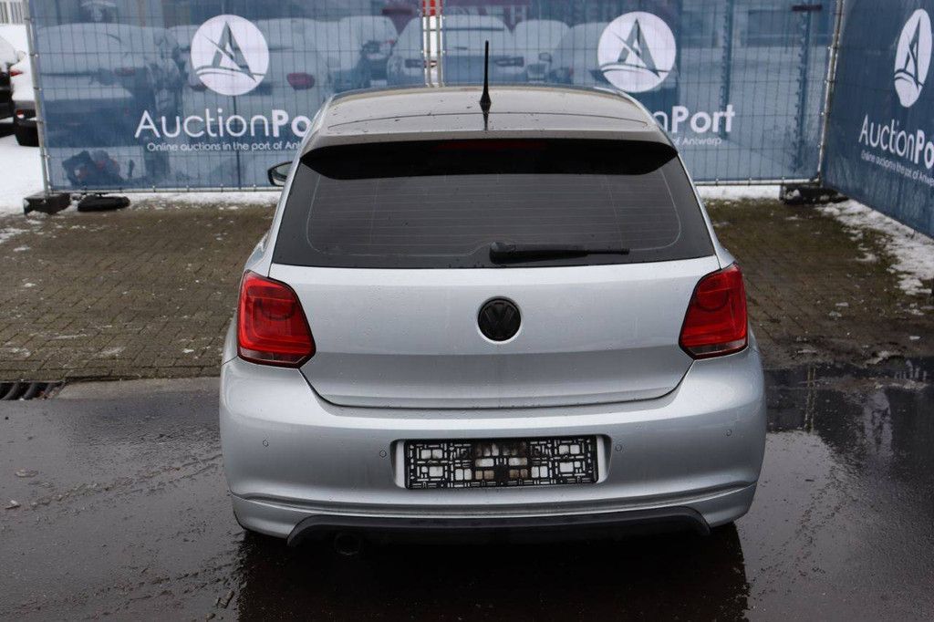 Passenger car Volkswagen Polo Petrol 105 hp 2013 (Margin)