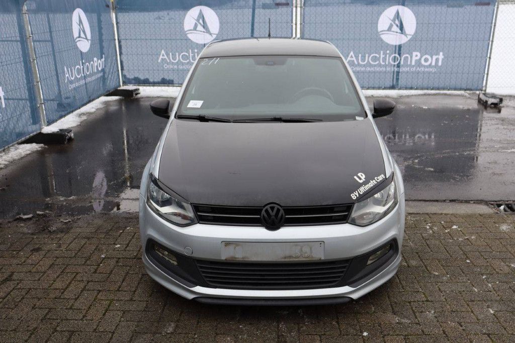 Passenger car Volkswagen Polo Petrol 105 hp 2013 (Margin)