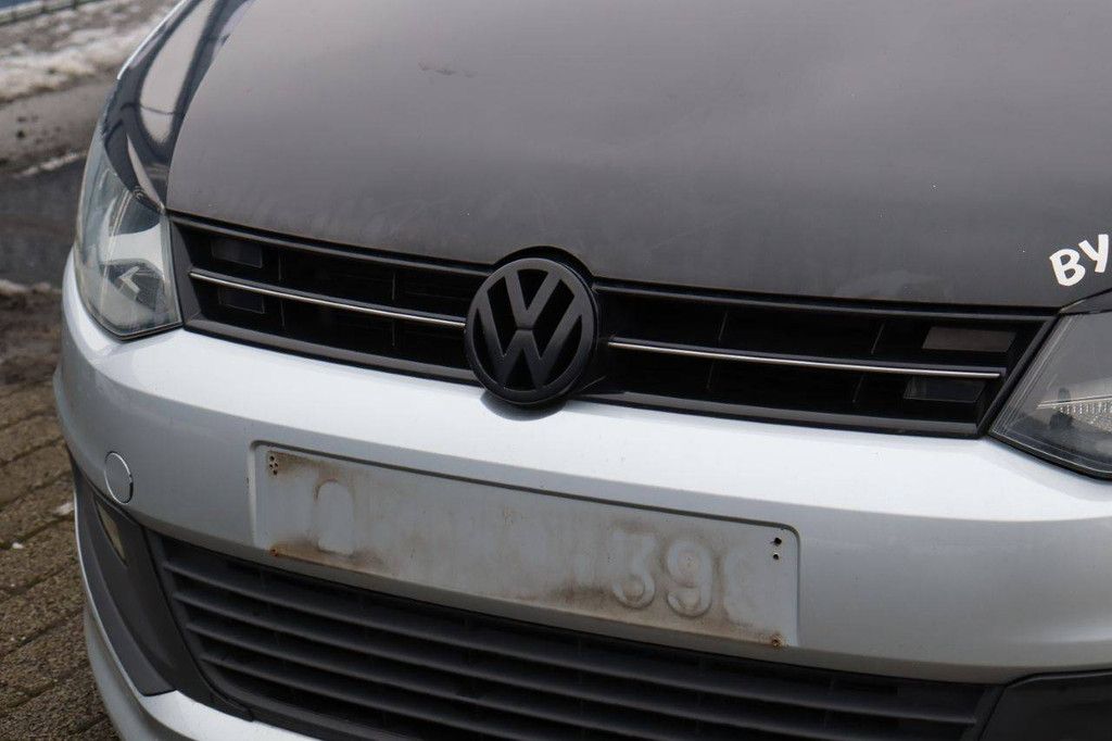 Passenger car Volkswagen Polo Petrol 105 hp 2013 (Margin)