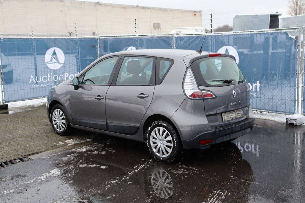 Pkw Renault Scenic dCi Diesel 110 PS 2012 (Margin)