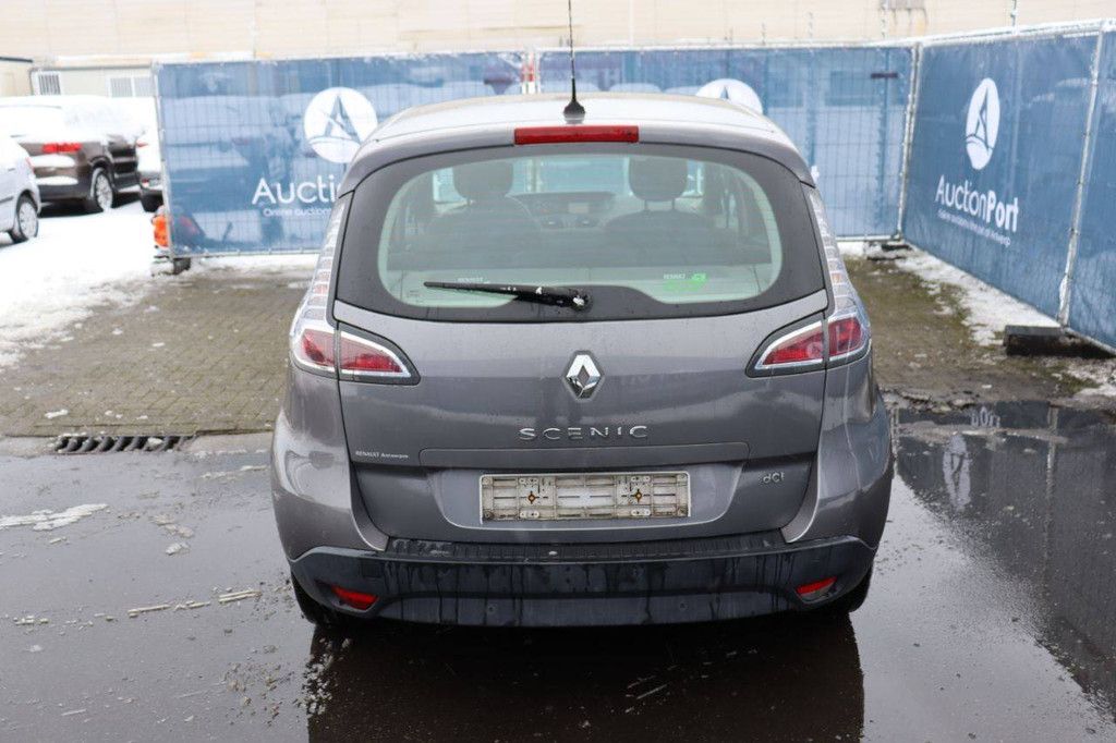 Pkw Renault Scenic dCi Diesel 110 PS 2012 (Margin)