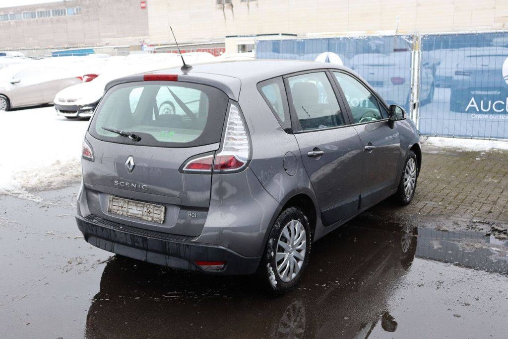 Pkw Renault Scenic dCi Diesel 110 PS 2012 (Margin)