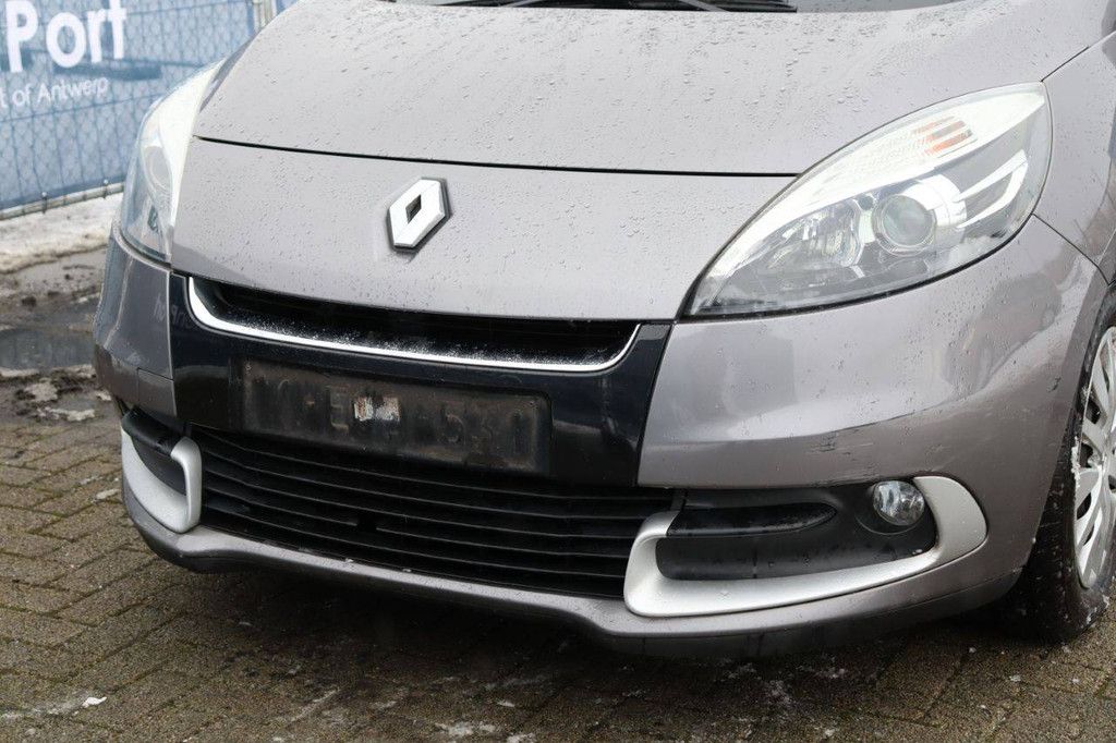 Pkw Renault Scenic dCi Diesel 110 PS 2012 (Margin)