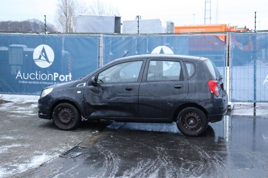 Pkw Chevrolet AVEO Benzin 94 PS 2009 (Margin)