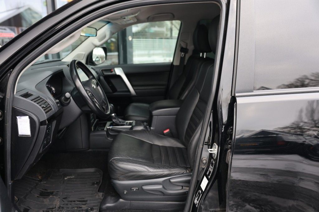 Toyota Landcruiser 150 2.8 D-4D 5DRS COMFORT A/T VAN