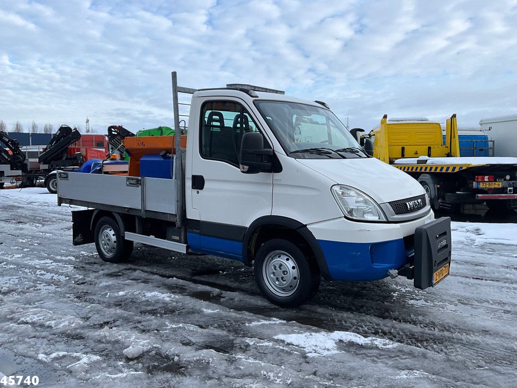 Iveco Daily 35S12 300 met Nido zoutstrooier Just 88.053 km!