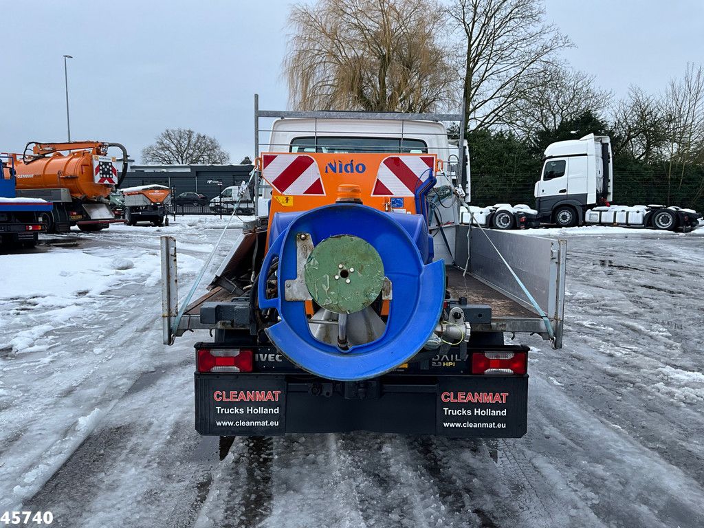 Iveco Daily 35S12 300 met Nido zoutstrooier Just 88.053 km!