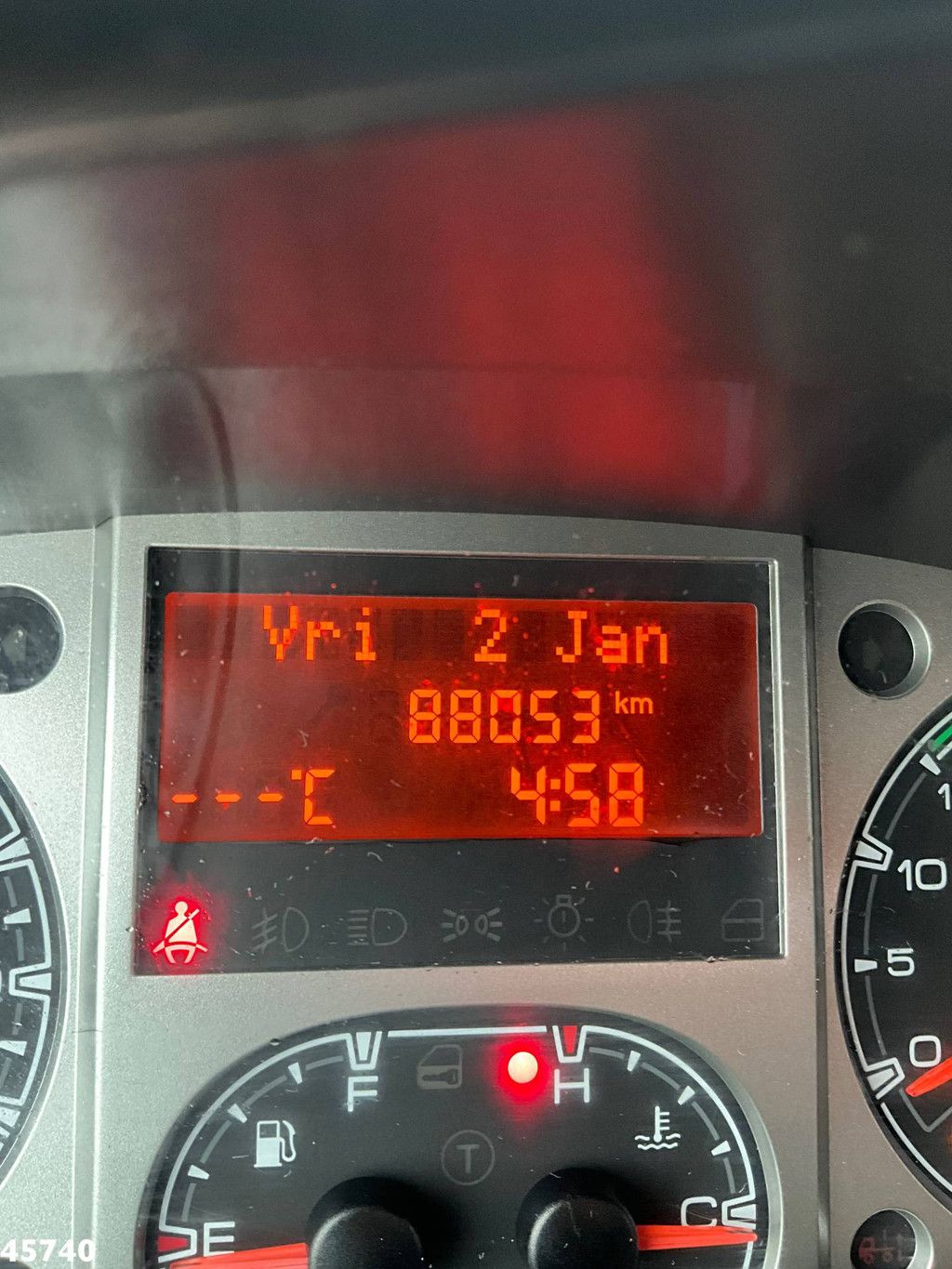 Iveco Daily 35S12 300 met Nido zoutstrooier Just 88.053 km!