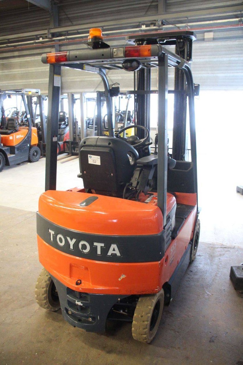 Toyota 7FBMF16 Elektro-Gabelstapler, 1360 kg, 6 m, Baujahr 2006