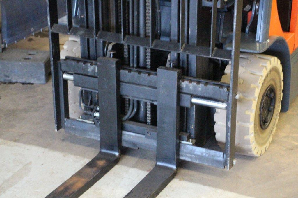 Toyota 7FBMF16 Elektro-Gabelstapler, 1360 kg, 6 m, Baujahr 2006