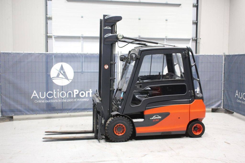 Gabelstapler Linde E30L-01 Elektro 3000kg 2014