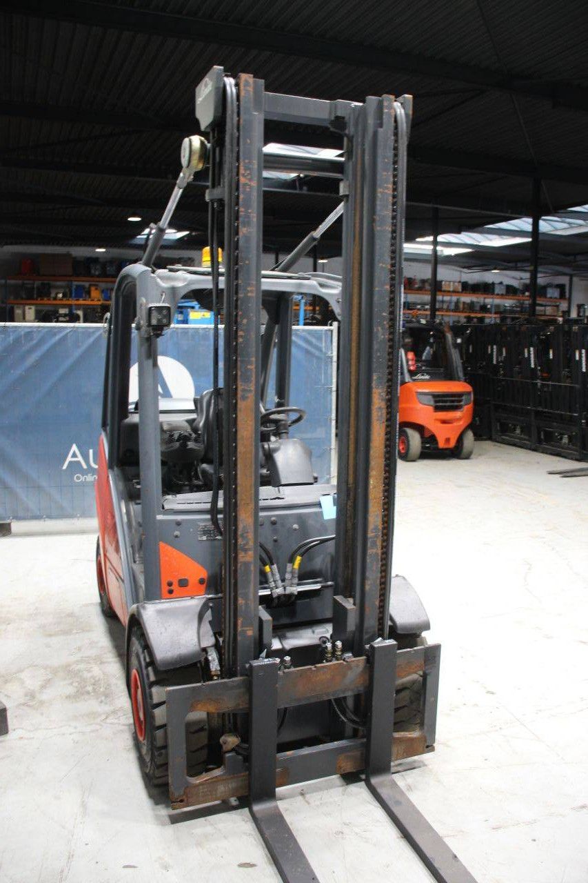 Gabelstapler Linde H30T-02 LPG 3000kg 2014