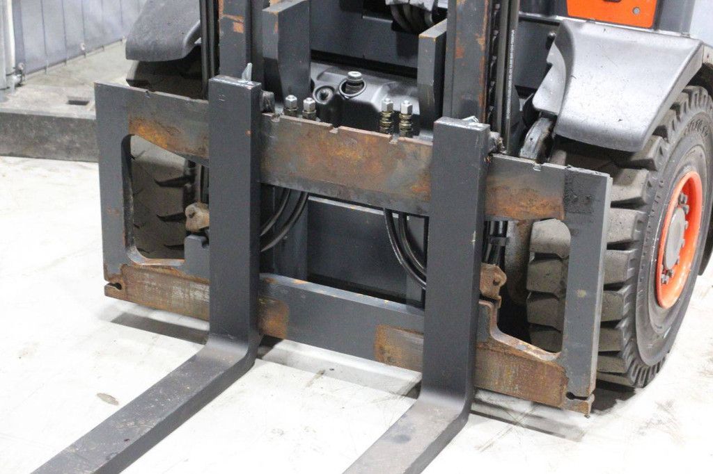 Gabelstapler Linde H30T-02 LPG 3000kg 2014