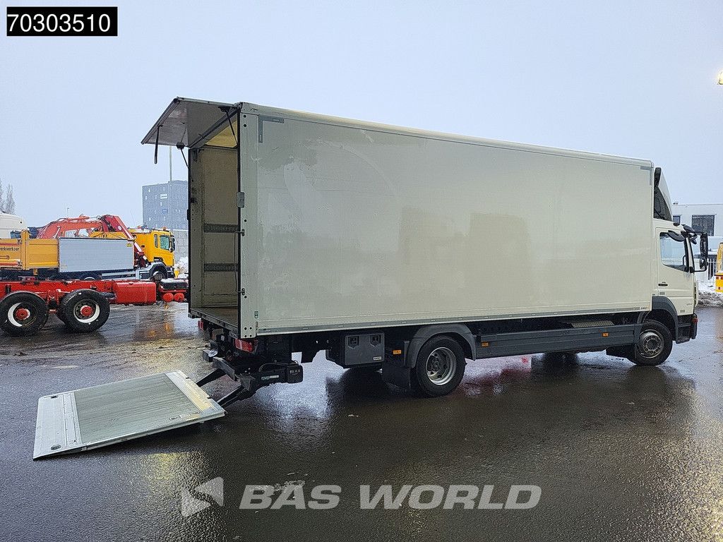 Mercedes Atego 1224 4X2 12tons 1500kg tailgate Automatic Euro 6