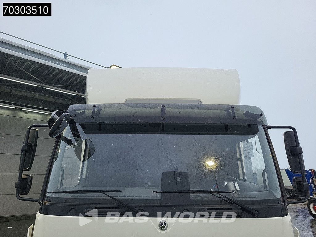 Mercedes Atego 1224 4X2 12tons 1500kg tailgate Automatic Euro 6