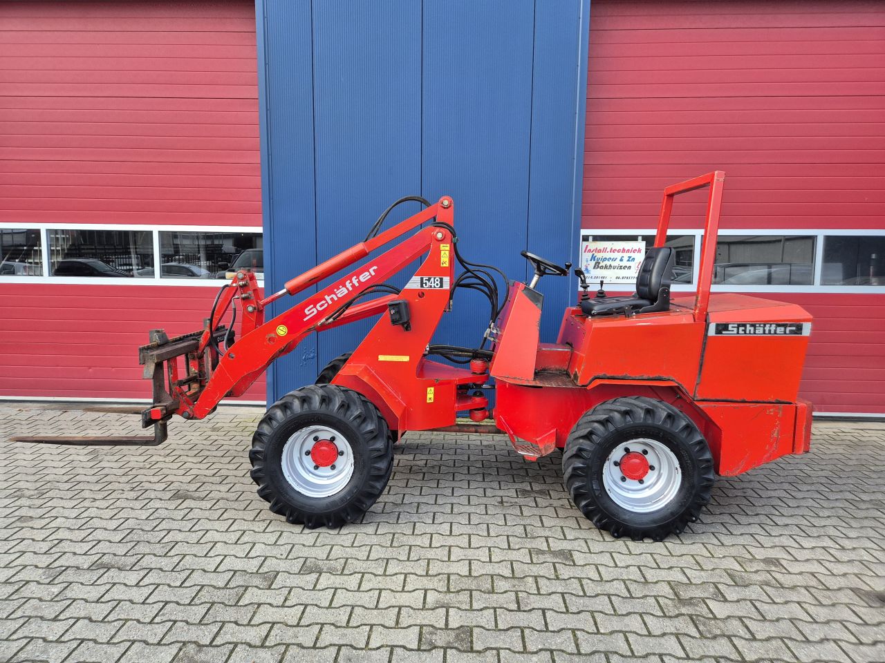 SCHAFFER 548 SHOVEL MET 48 PK KUBOTA