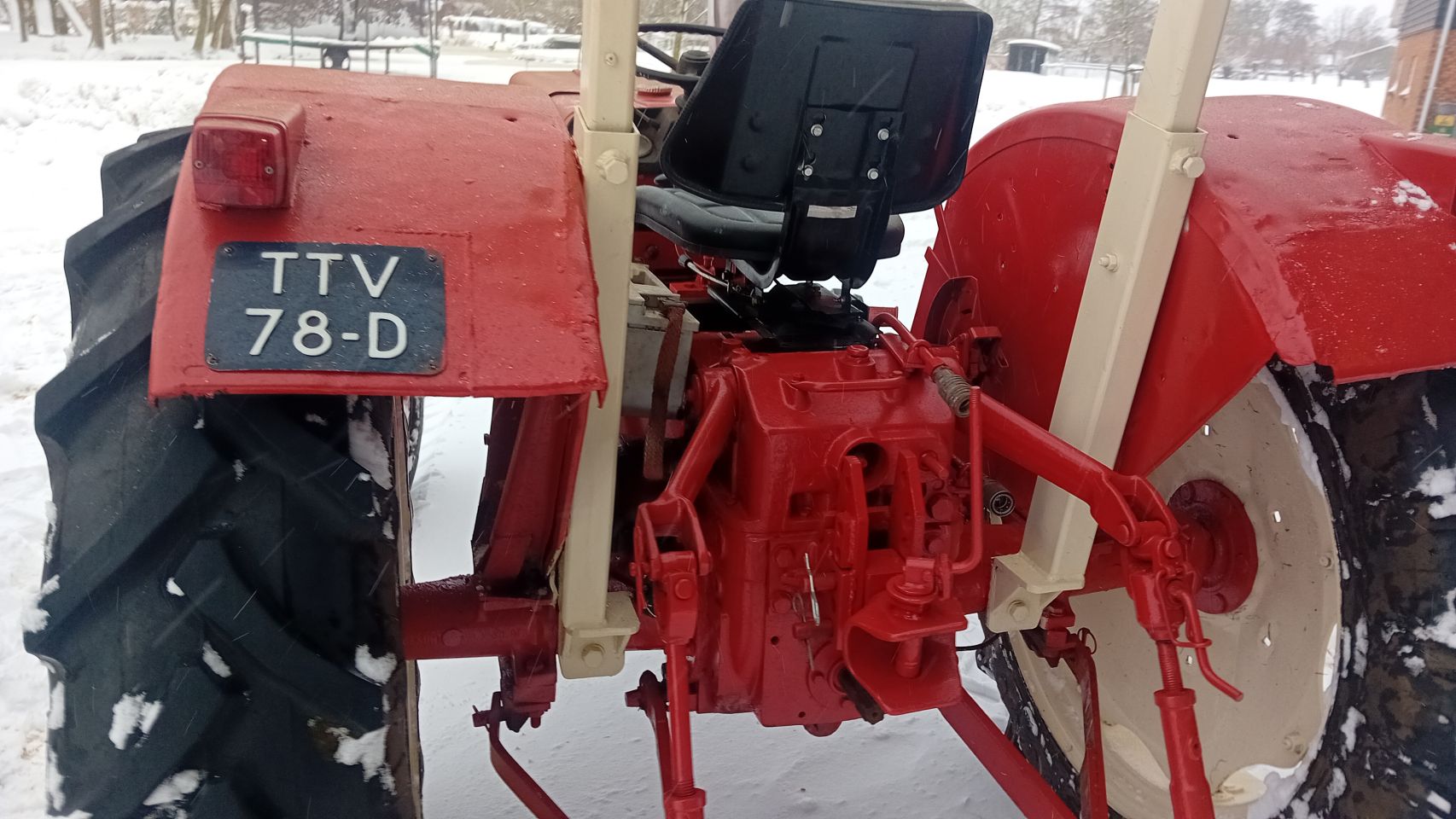 Te koop international 453 en 423 kentekens