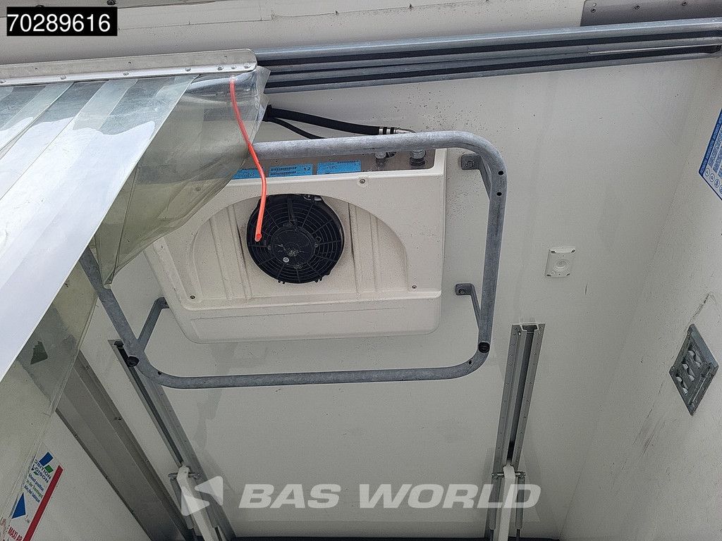 Mercedes Sprinter 515 CDI Koelwagen Dubbellucht Zijdeur Thermo King 230v-Stekker Airco Cruise MBUX CarPlay Euro6 Koel Koeler Kühl Kühler Kühlwagen Bakwagen Gekoeld 14m3 Klima Tempomat
