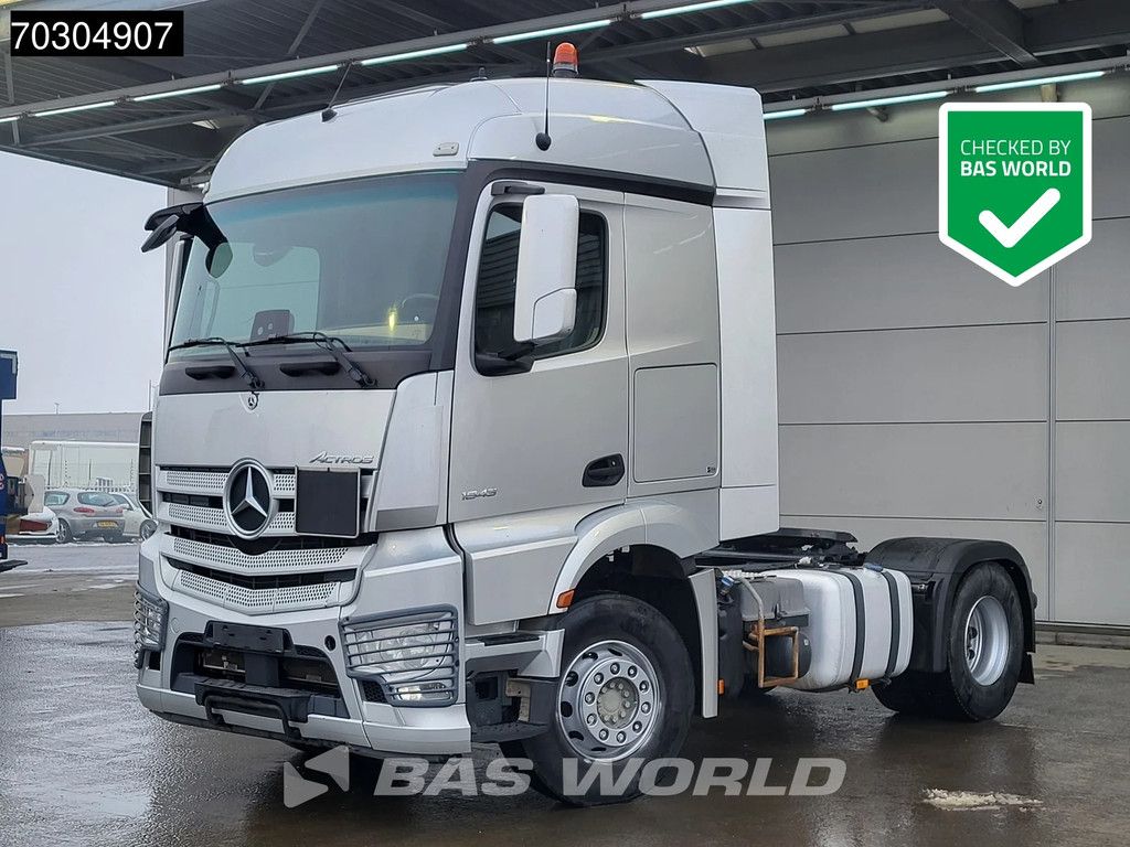 Mercedes Actros 1943 4X2 StreamSpace ADR
