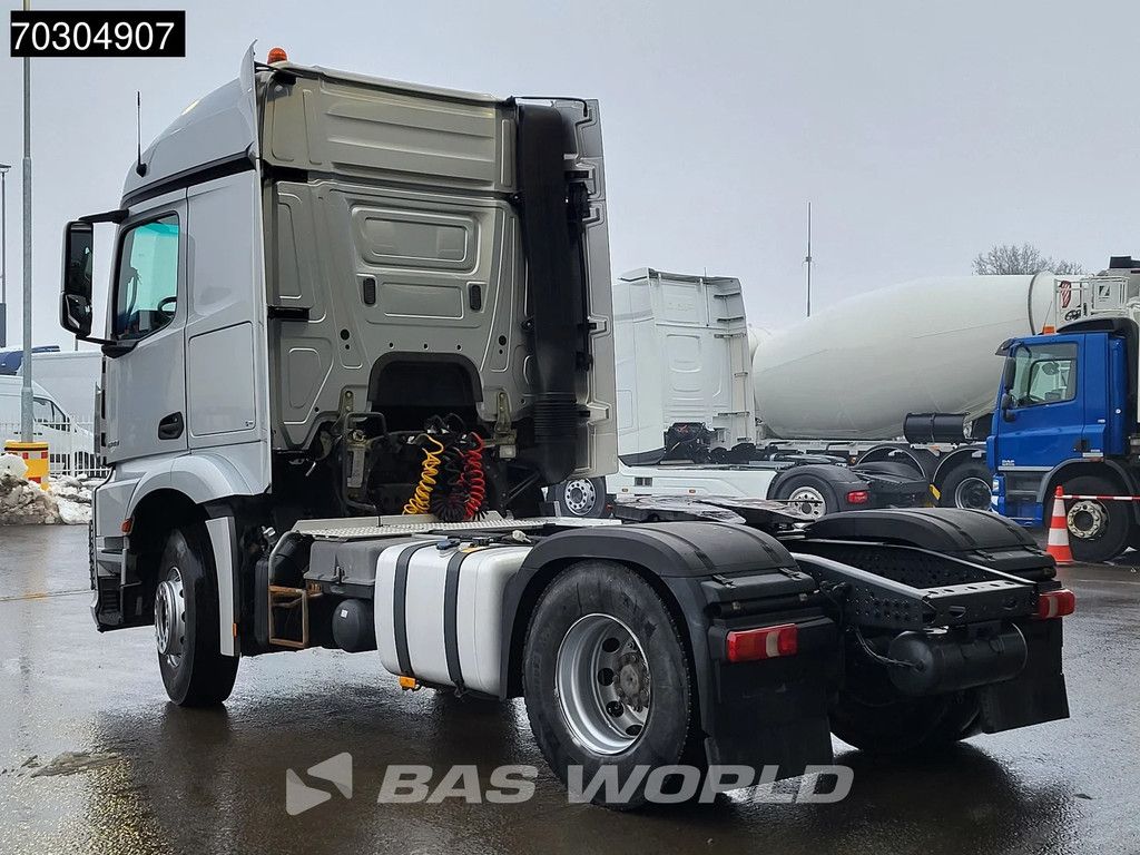 Mercedes Actros 1943 4X2 StreamSpace ADR
