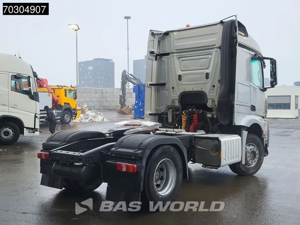 Mercedes Actros 1943 4X2 StreamSpace ADR