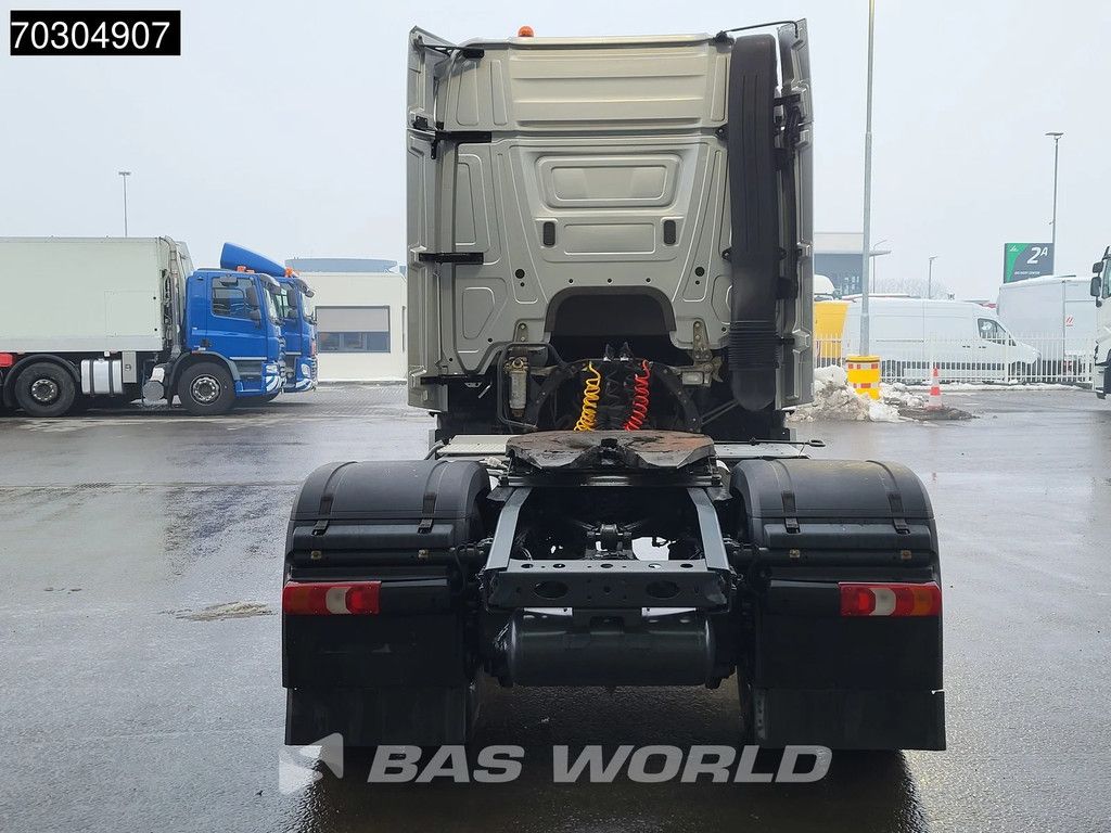Mercedes Actros 1943 4X2 StreamSpace ADR