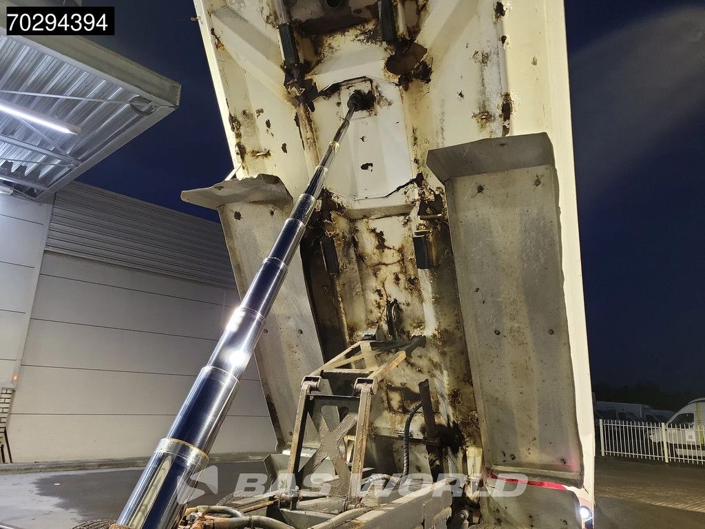 Mercedes Actros Actros 2655 6X4 V8 Retarder Big-Axle Steelsuspension 11m3 Euro 5