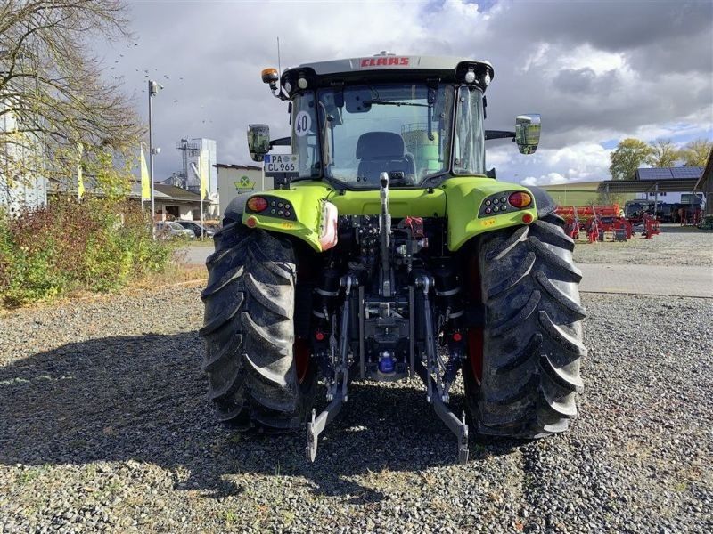 Claas ARION 470 CIS