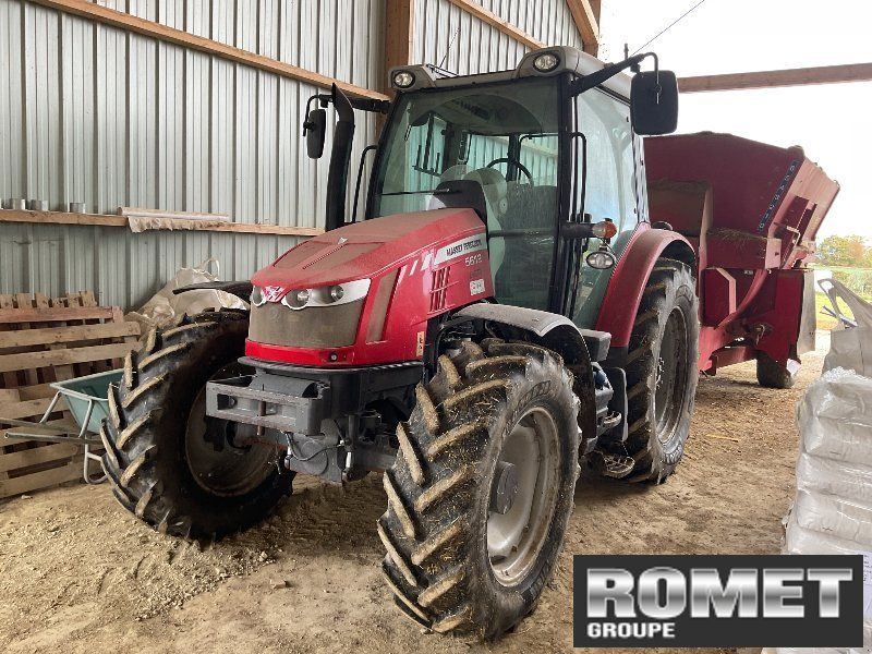 Massey Ferguson 5612 D4 EF