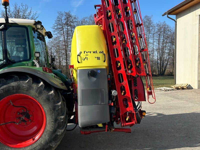 Kverneland iXter B 18