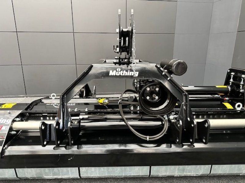 Müthing Mulcher MU-H220 Alpinshark Front-Heckanbau