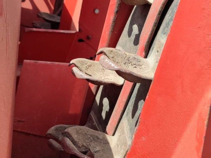 Kverneland UN 3100 4-Reihig