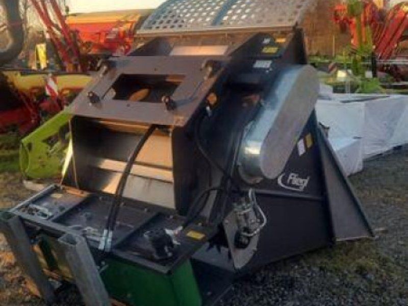 Fliegl EINSTREUSCHAUFEL 1850MM