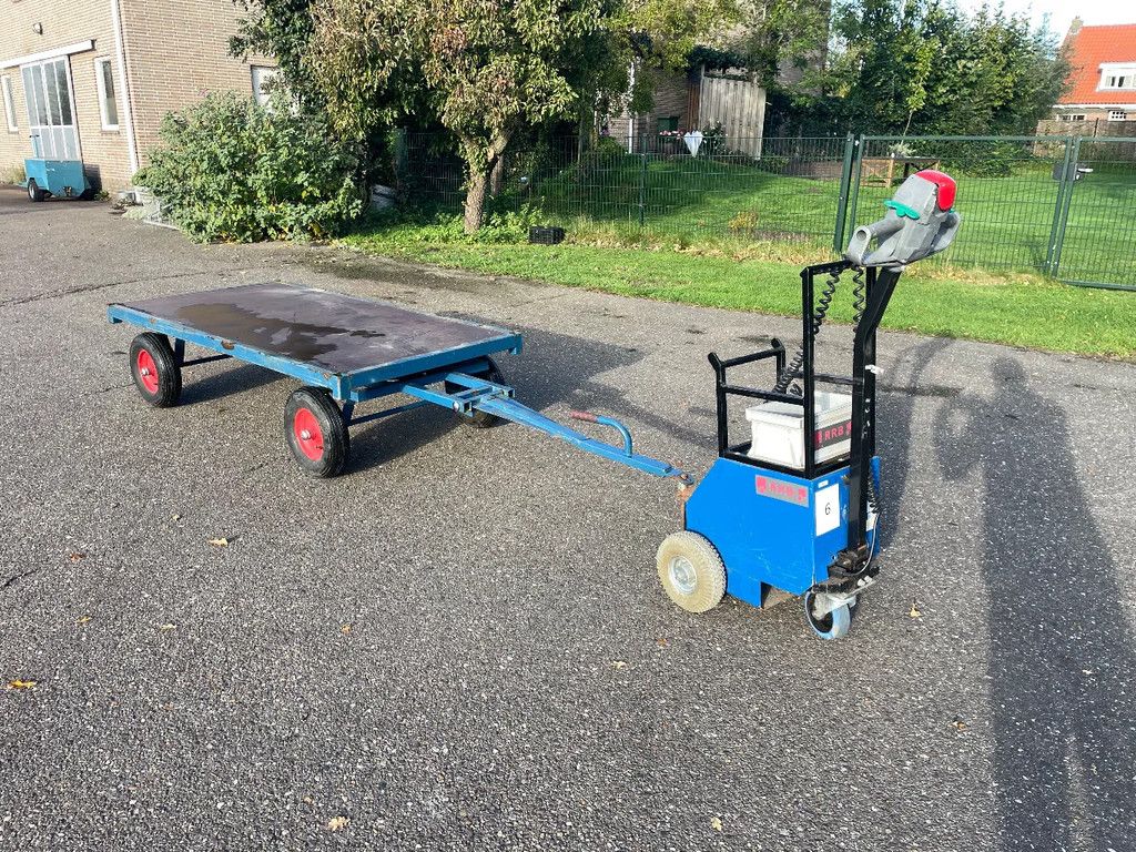 Tiger Hooiwagen voerwagen platformwagen