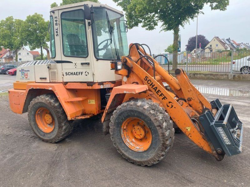 Schaeff SKL843