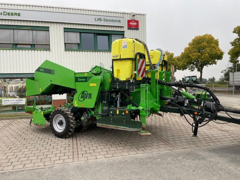 AVR Kartoffelpflanzmaschine