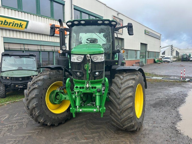John Deere 6R165