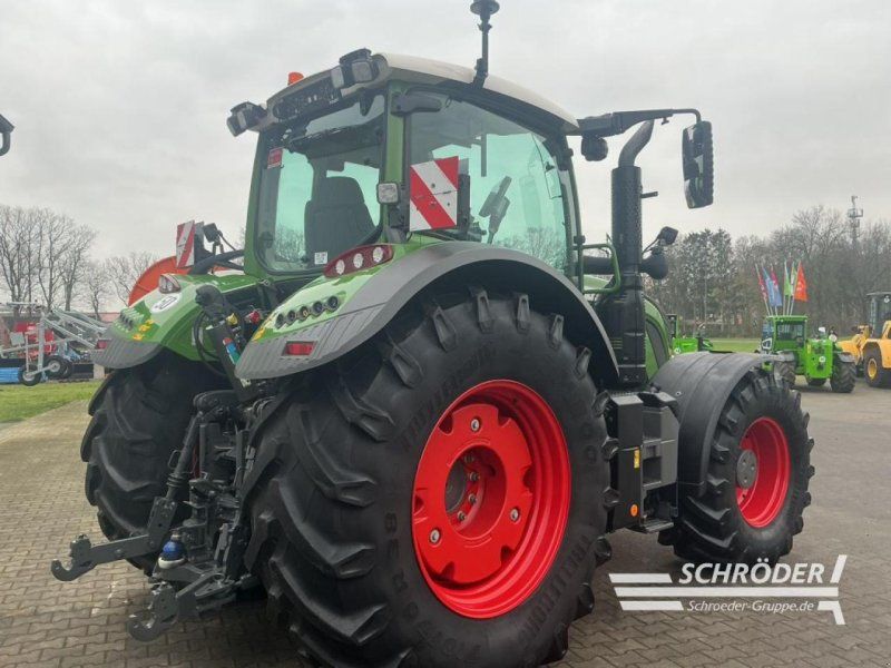 Fendt 724 VARIO S4 PROFI PLUS