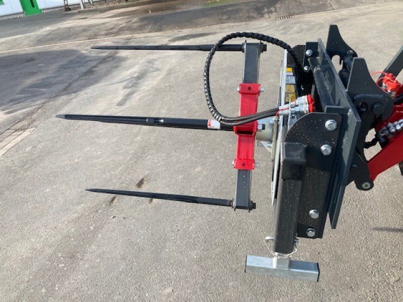 Fliegl Rundballenabwickler VF