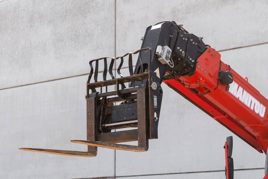 Manitou MRT 2150 Plus Privilege